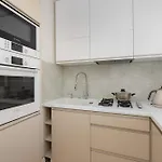 Appartement Cozy And Family Close To The Metro In By Renters *