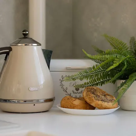 Cozy And Family Close To The Metro In By Renters Appartement