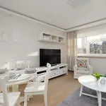 דירה Cozy And Family Close To The Metro In By Renters